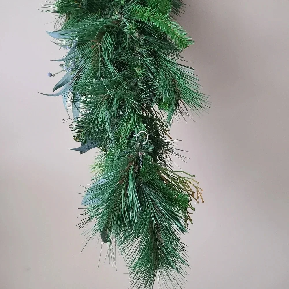 NWT Pasquesi deep green Woods with teardrop